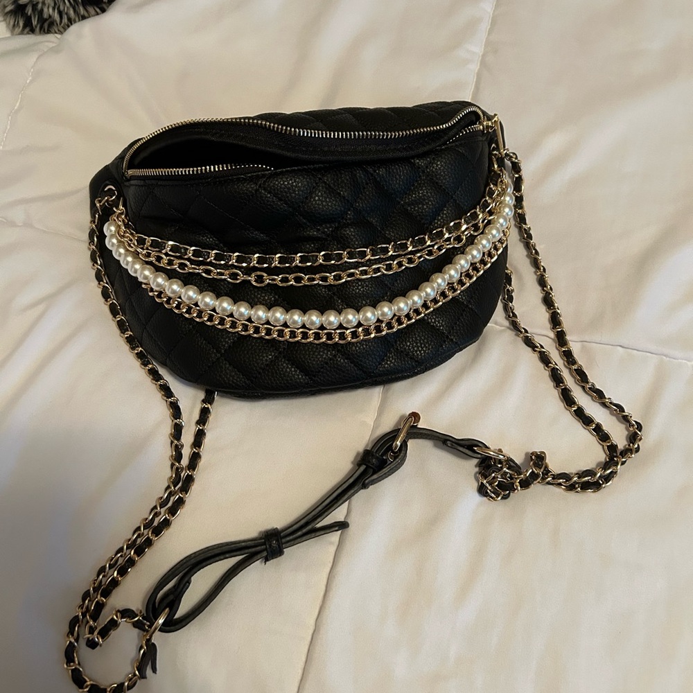Crossbody purse